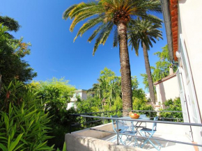 Отель Holiday Home Villa Esmeralda  Канны